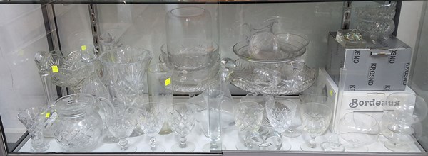 Lot 1524 - ASSORTED GLASSWARE