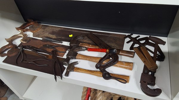 Lot 274 - TOOLS
