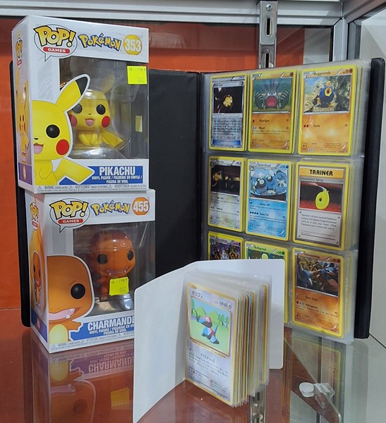 Lot 1485 - POKEMON CARDS