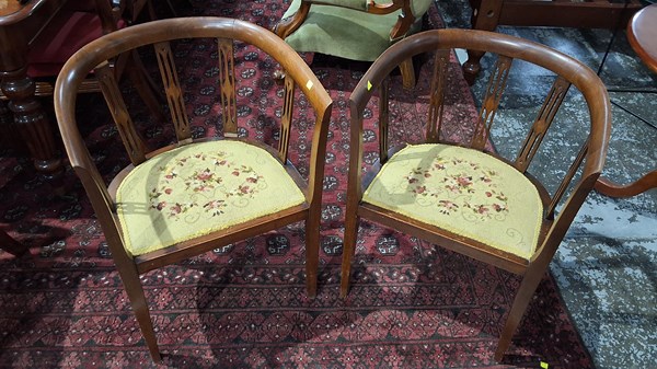 Lot 11 - PAIR OF CHAIRS