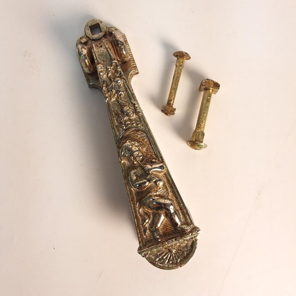 Lot 1177 - DOOR KNOCKER