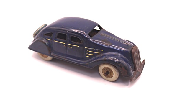 Lot 17 - JAPANESE TIN CHRYSLER AIRFLOW CAR