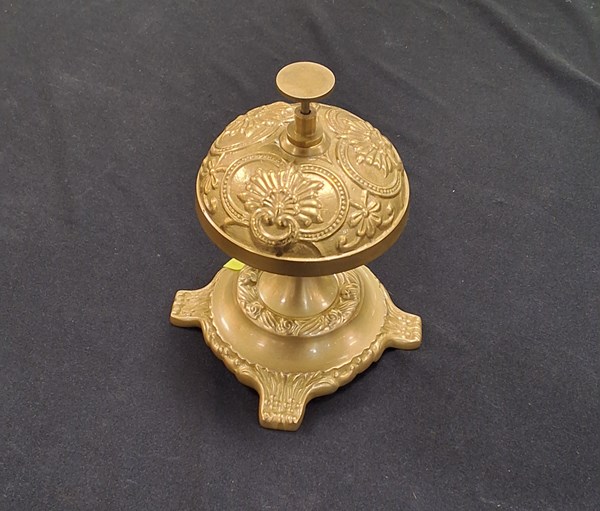 Lot 1497 - SHOP BELL