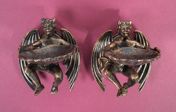 Lot 1212 - WALL DEVILS