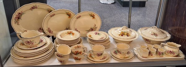 Lot 1336 - ROYAL DOULTON DINNER SERVICE