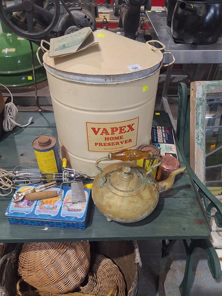 Lot 278 - RUSTIC SUNDRIES