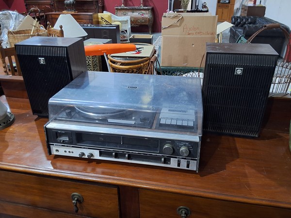 Lot 127 - SANYO STEREO