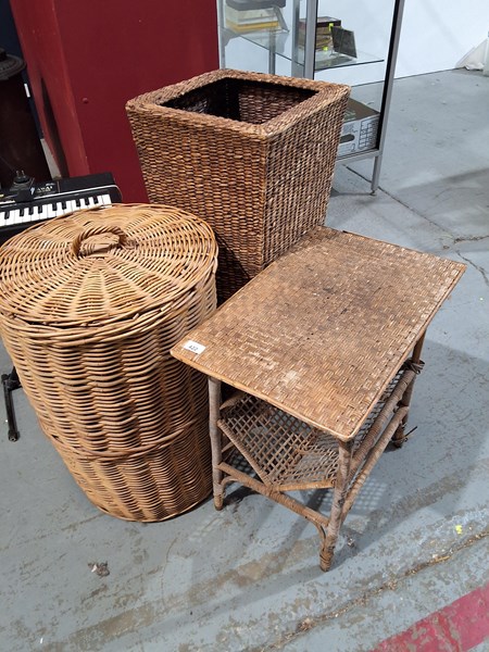 Lot 269 - CANEWARE