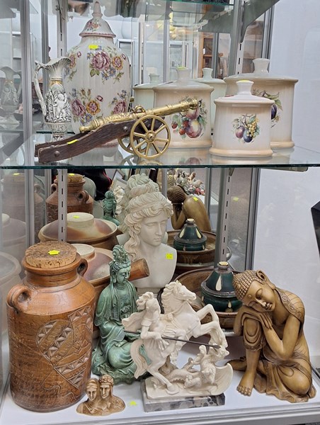 Lot 1474 - HOME DECOR