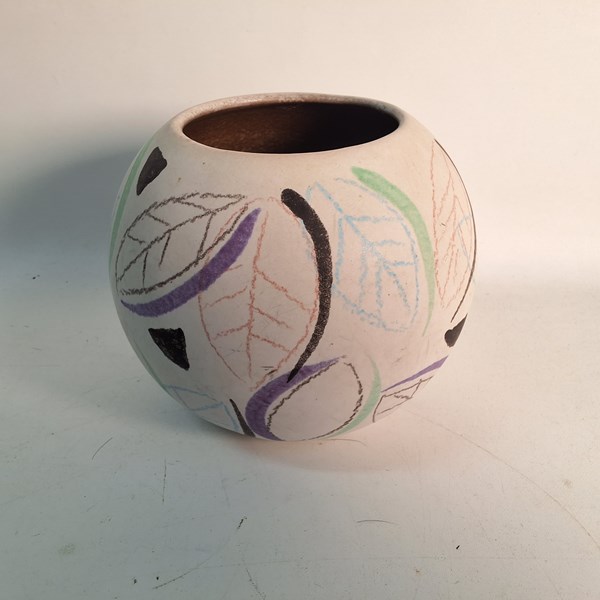 Lot 1362 - WEST GERMAN VASE