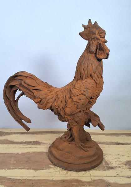 Lot 195 - GARDEN ORNAMENT