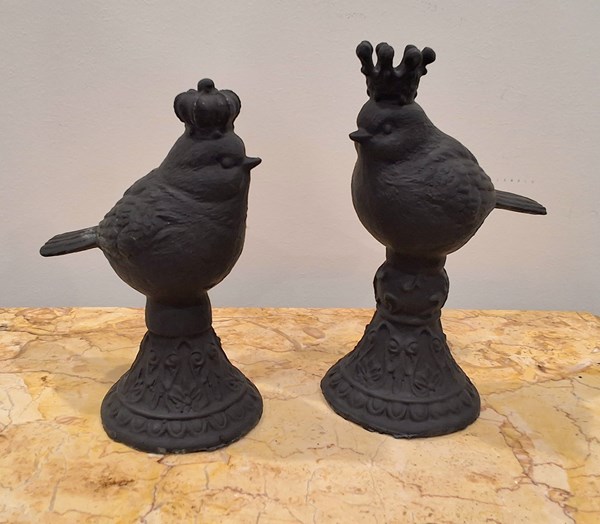 Lot 1552 - BIRD ORNAMENTS