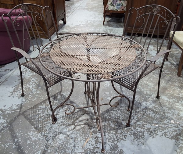 Lot 294 - PATIO SETTING