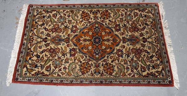 Lot 126 - ENTRANCE RUG