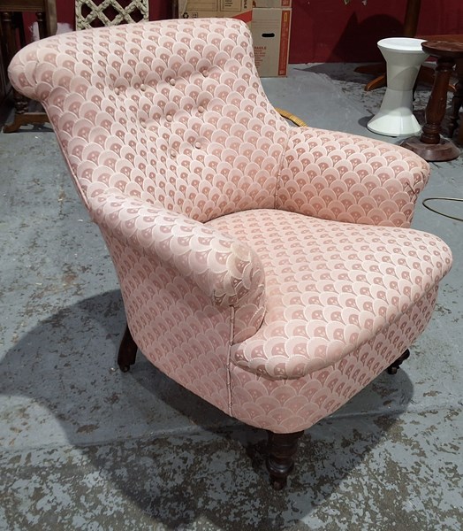 Lot 187 - BEDROOM CHAIR
