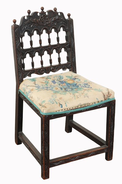 Lot 55 - SIDE CHAIR
