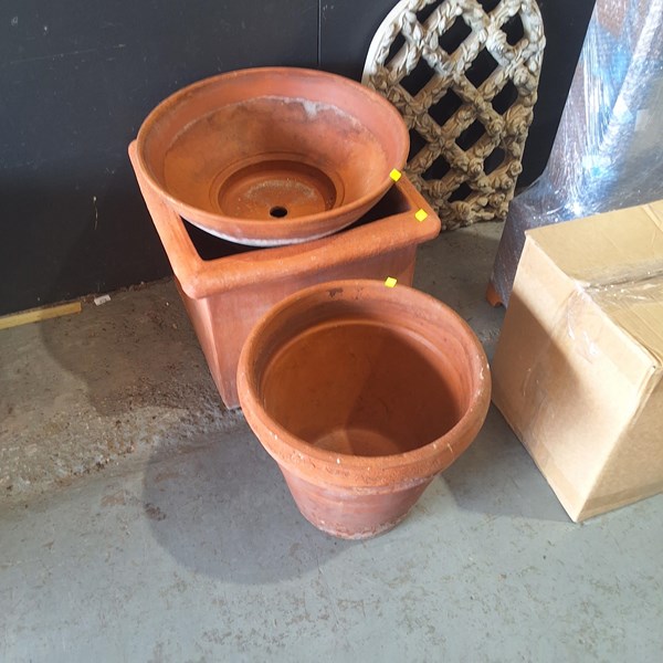 Lot 478 - GARDEN POTS