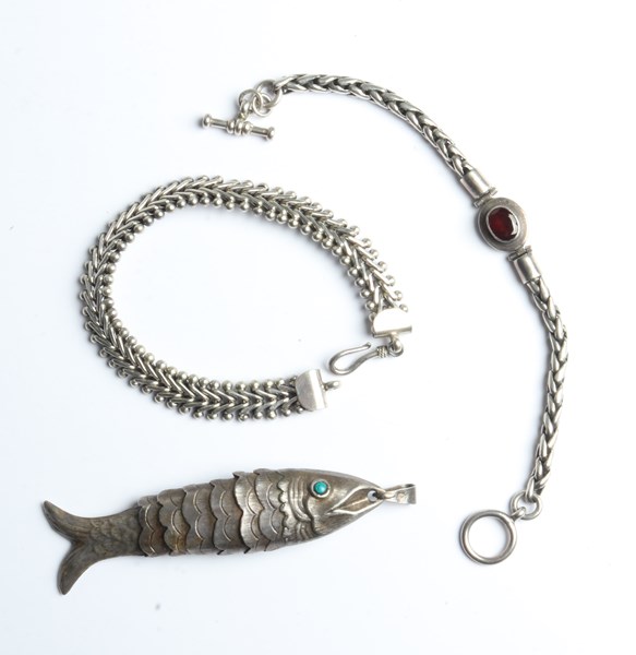 Lot 1065 - SILVER JEWELLERY
