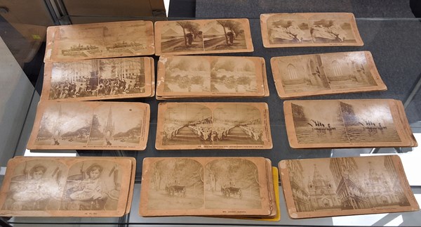 Lot 1157 - STEREO CARDS