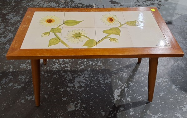 Lot 182 - TILE TOP TABLE