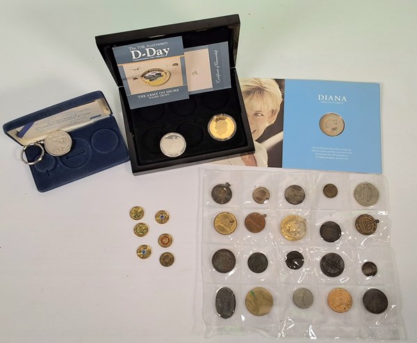Lot 1085 - COINS