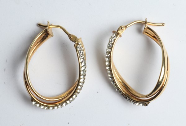 Lot 1009 - GOLD EARRINGS
