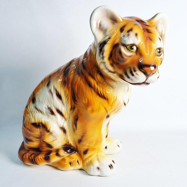 Lot 1276 - TIGER FIGURE