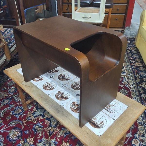 Lot 226 - SIDE TABLE