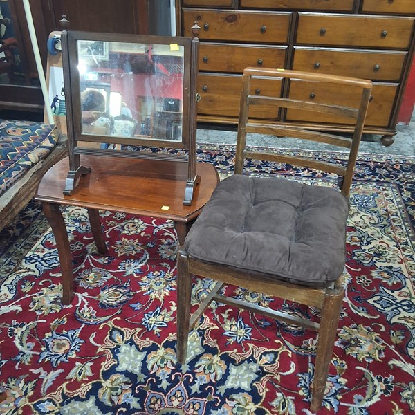 Lot 487 - FURNITURE LOT