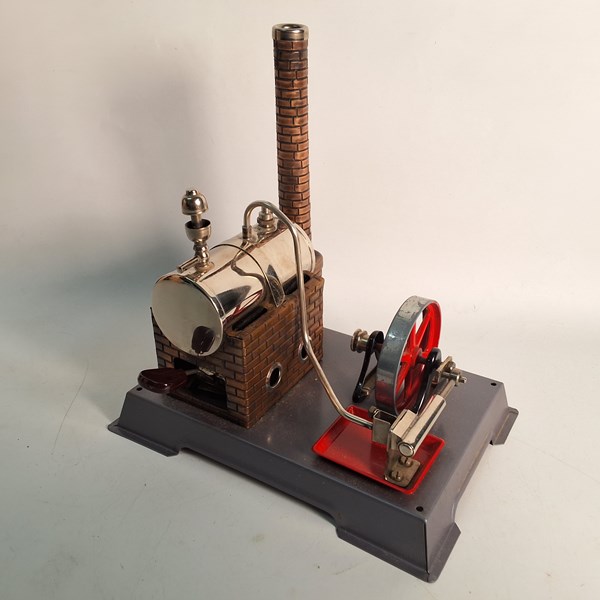 Lot 1499 - TOY STEAM ENGINE