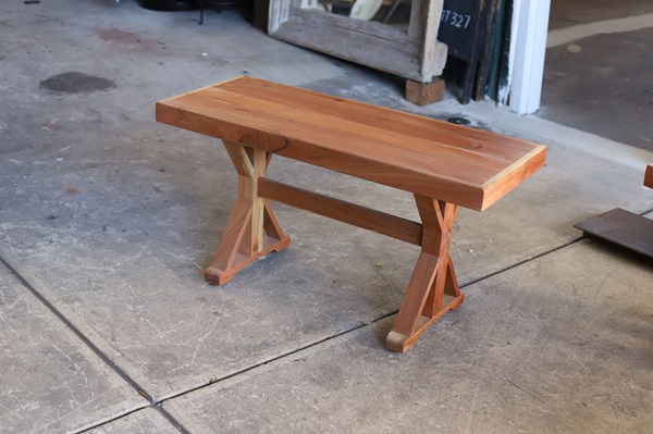 Lot 68 - BENCH