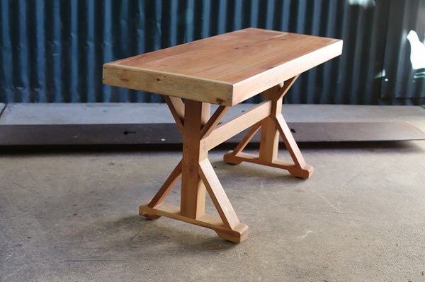 Lot 130 - BENCH
