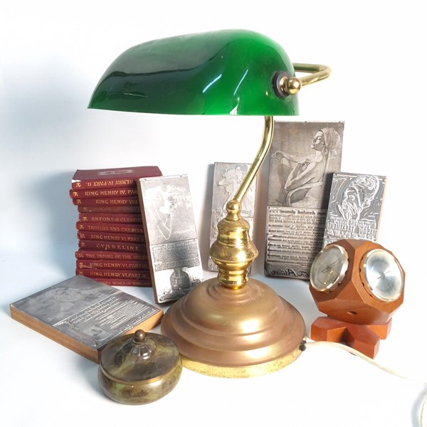 Lot 1184 - COLLECTION OF OFFICE REQUISITES