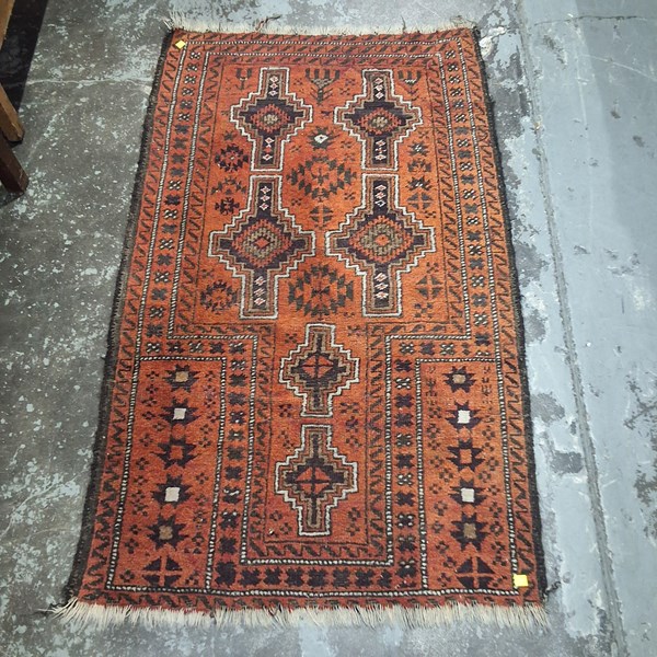 Lot 204 - RUG
