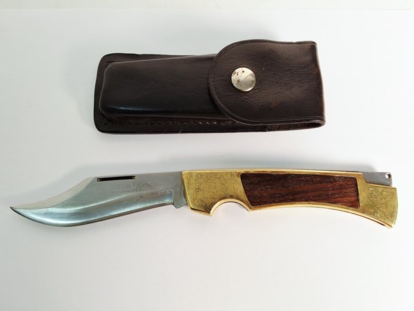 Lot 1232 - POCKET KNIFE