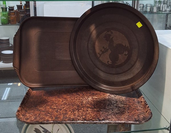 Lot 1493 - SERVING TRAYS