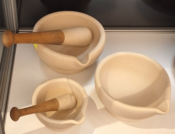 Lot 1173 - MORTAR AND PESTLES