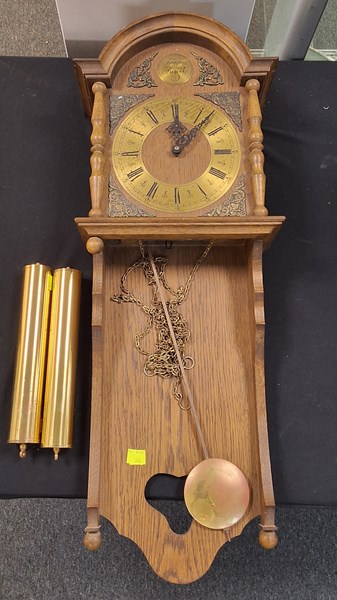 Lot 1089 - WALL CLOCK