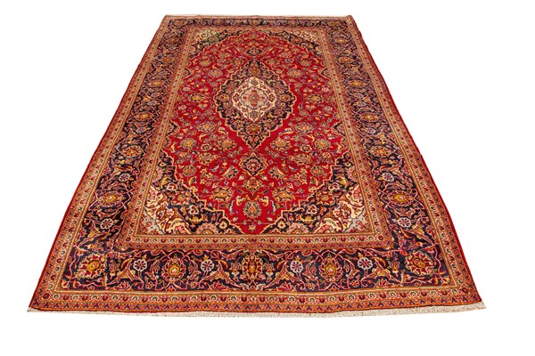 Lot 11 - KASHAN RUG