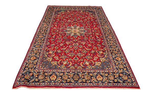 Lot 10 - SAROUGH RUG