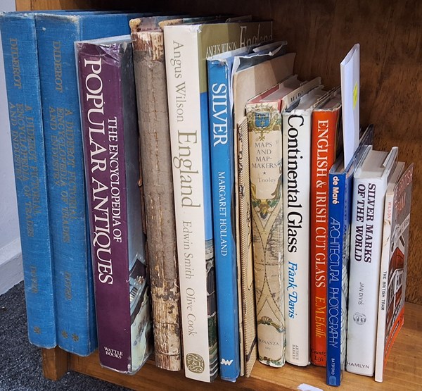Lot 1453 - BOOKS