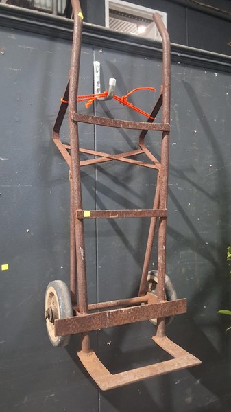 Lot 450 - SACK TRUCK