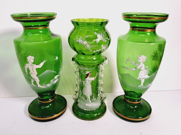 Lot 1024 - MARY GREGORY VASES