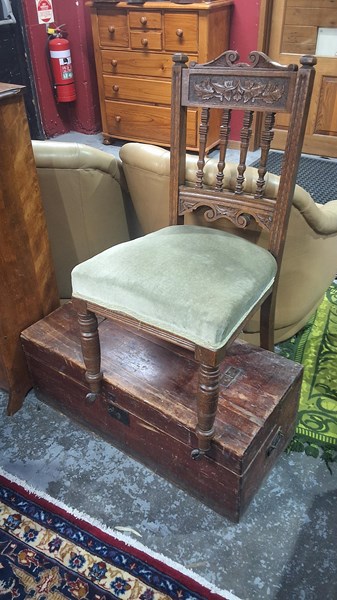 Lot 74 - TRUNK AND CHAIR