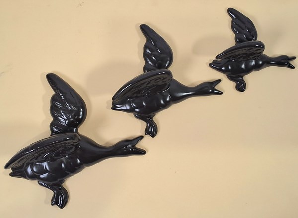 Lot 1365 - WALL DUCKS