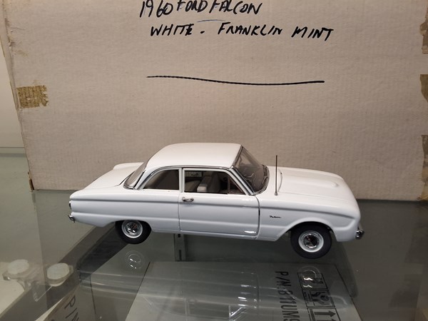 Lot 1412 - FORD FALCON