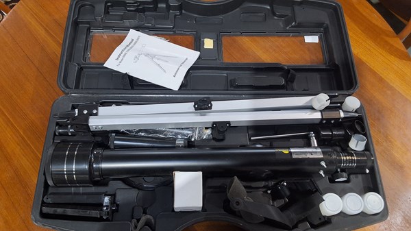 Lot 410 - TELESCOPE