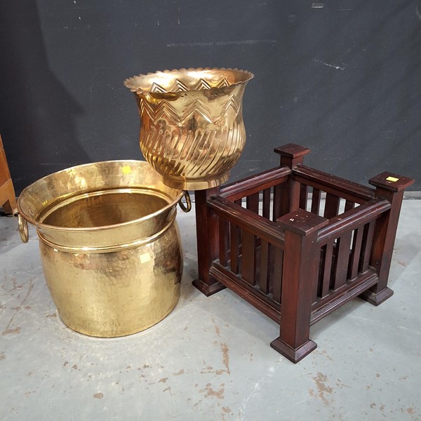 Lot 249 - THREE ASSORTED PLANTERS