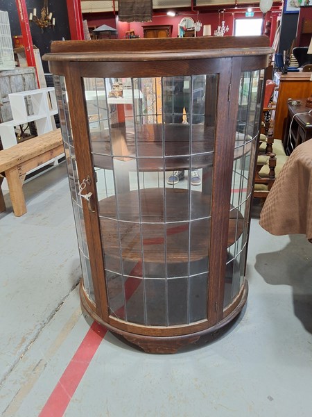 Lot 180 - LEADLIGHT CHINA CABINET