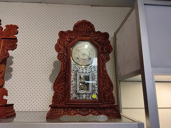 Lot 1390 - TIMBER CASED COTTAGE CLOCK